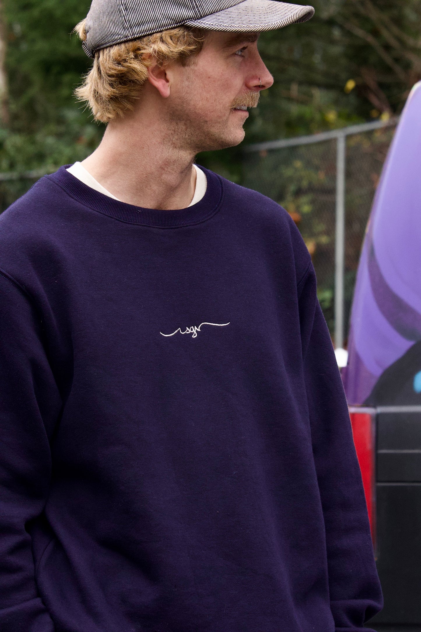 The "Kicker" Crewneck in Navy